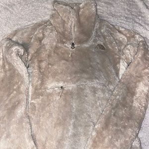 1/4 zip north face pull over